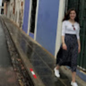 Meet your Posher, Chaya